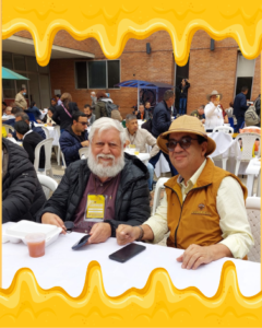Misael Cuevas Bravo, Presidente de FILAPI y Juan José Ricardo, Apicultor, Fundador de Apiarios El Pinar y miembro activo de ASOAPICUN.